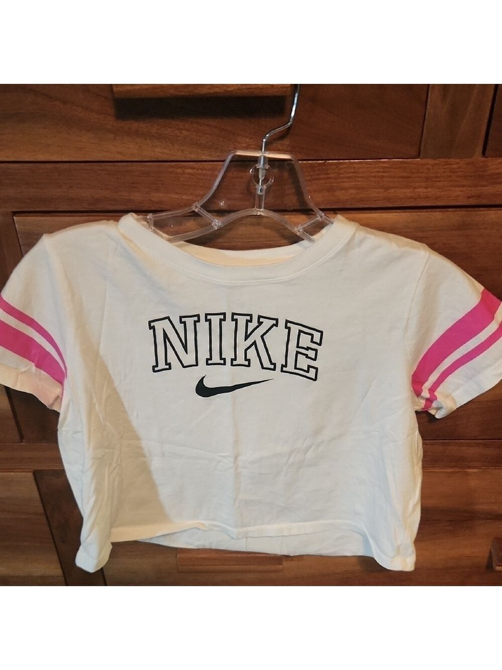 Nike White and Pink Short Sleeve Cropped Tee W Logo Barbiecore